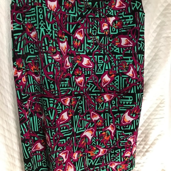 Lularoe Cassie skirt - Picture 1 of 3